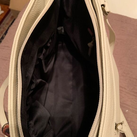 18. Elliott Lucca Shoulder bag in Stone - Picture 5 of 7